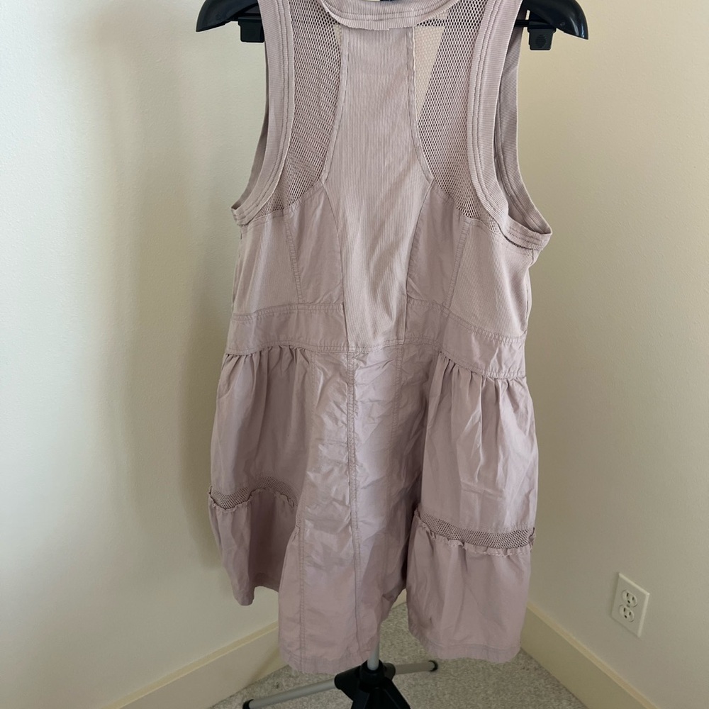 Anthropologie Daily Practice- Size L - Picture 4 of 5